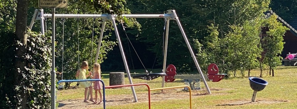 Schommel overbetuwe.jpg